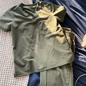 Figs Olive Green Scrub Set